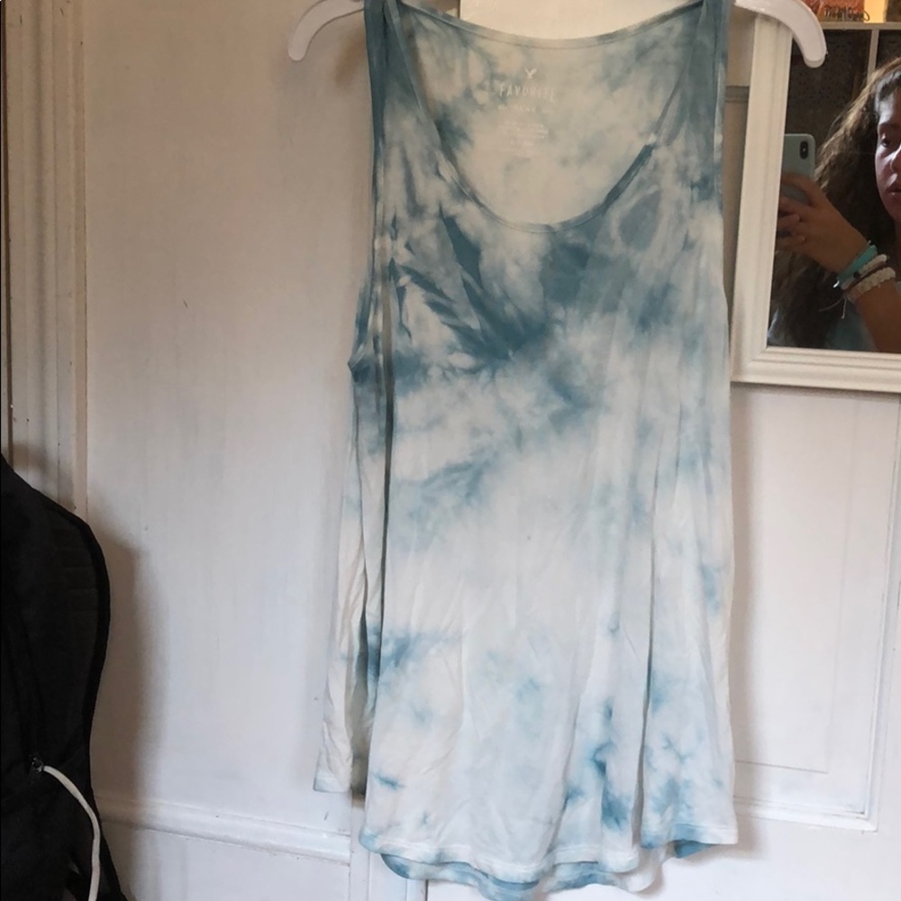 Soft and sexy American Eagle blue tie die tank